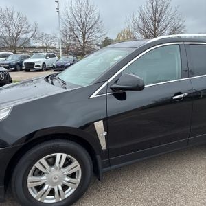 CADILLAC SRX LUXURY COLLECTION - 2