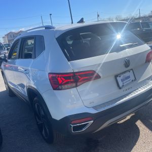 Volkswagen Taos SE 4Motion - 5