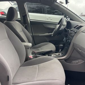 2010 Toyota COROLLA LE — миниатюра 30