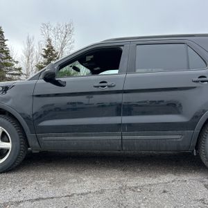 FORD EXPLORER BASE - 4