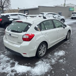 SUBARU IMPREZA 2.0I PREMIUM - 8
