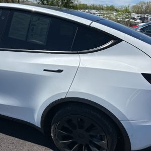 TESLA MODEL Y LONG RANGE - 6
