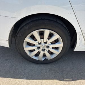 2016 Nissan SENTRA S thumbnail 19