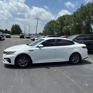 2019 KIA OPTIMA LX — фото 3