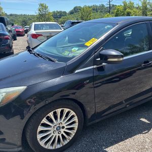 FORD FOCUS TITANIUM - 2