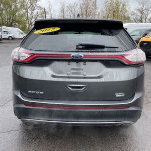 FORD EDGE SEL - 7