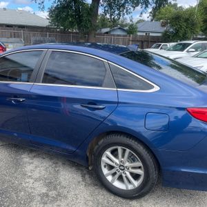 HYUNDAI SONATA SE - 6