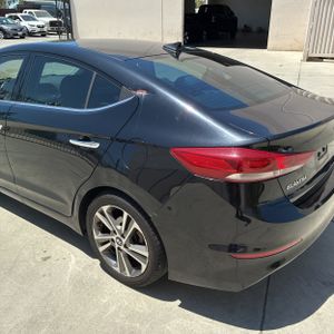 2017 Hyundai ELANTRA LIMITED — фото 6