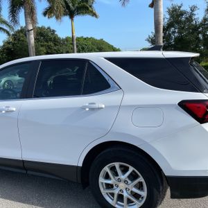 صورة 6 لـ 2022 Chevrolet EQUINOX LT