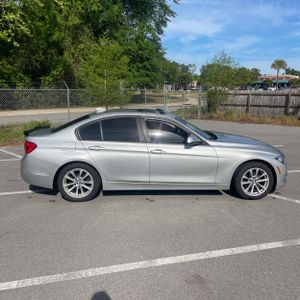 BMW 3 SERIES 320I - 10