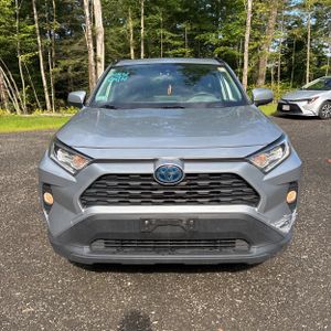 2019 Toyota RAV4 HYBRID XLE — фото 14