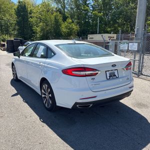 FORD FUSION SE - 5