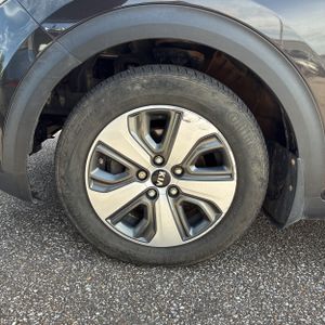 2018 KIA NIRO EX — миниатюра 15