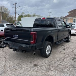 FORD F-250 SUPER DUTY XL - 8