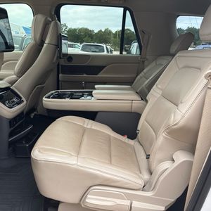 صورة مصغرة 32 لـ 2019 Lincoln NAVIGATOR L RESERVE