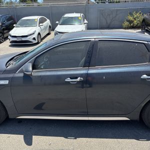 صورة 4 لـ 2018 KIA OPTIMA HYBRID EX