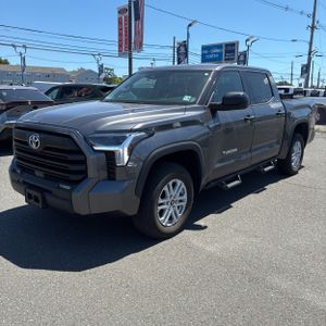 صورة 1 لـ 2023 Toyota TUNDRA SR5