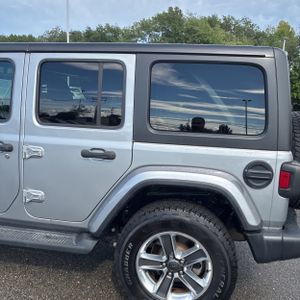 2020 JEEP WRANGLER UNLIMITED SAHARA 照片 6