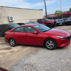 HYUNDAI ELANTRA SE - 10