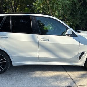 صورة 10 لـ 2021 BMW X5 SDRIVE40I
