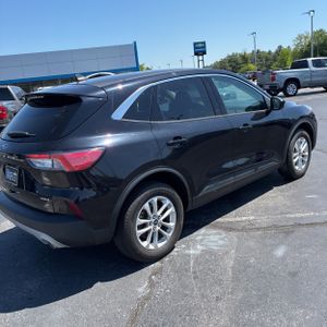 FORD ESCAPE HYBRID SE - 8