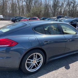 PORSCHE PANAMERA 4 - 9