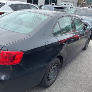 VOLKSWAGEN JETTA BASE - 9