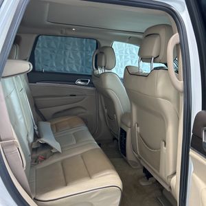 2017 JEEP GRAND CHEROKEE OVERLAND — фото 33