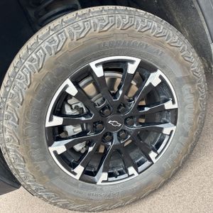 2025 Chevrolet TRAVERSE Z71 缩略图 17