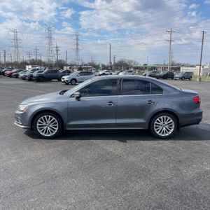 VOLKSWAGEN JETTA SE - 3