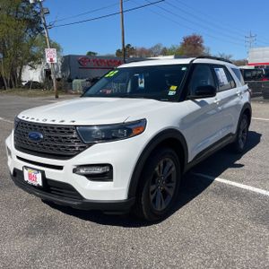 FORD EXPLORER XLT - 1