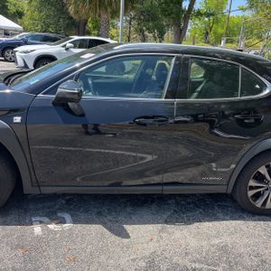 LEXUS UX 250H F SPORT - 4