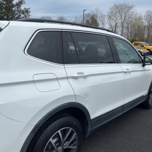 VOLKSWAGEN TIGUAN SE 4MOTION - 9