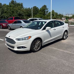 FORD FUSION SE - 1