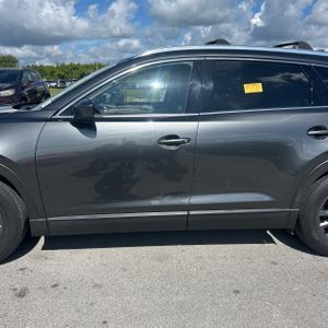 2021 Mazda CX-9 TOURING photo 4