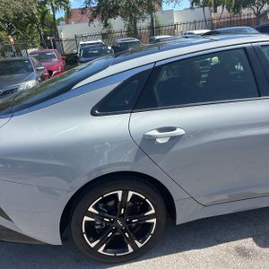 صورة 9 لـ 2022 KIA K5 GT-LINE
