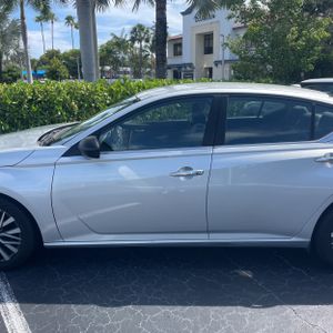 2024 Nissan ALTIMA 2.5 SV — фото 4