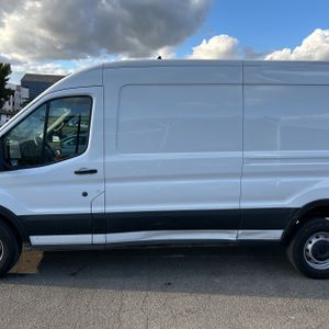 FORD TRANSIT 250 - 4