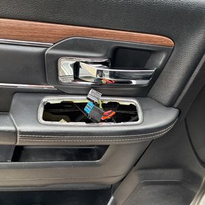 صورة مصغرة 61 لـ 2015 RAM 1500 LARAMIE