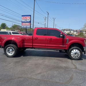 FORD F-350 SUPER DUTY LARIAT - 10