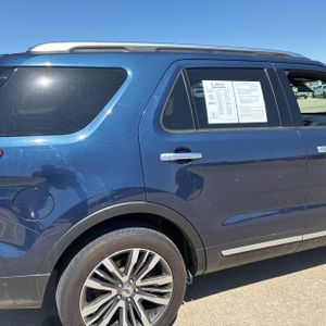 FORD EXPLORER PLATINUM - 8