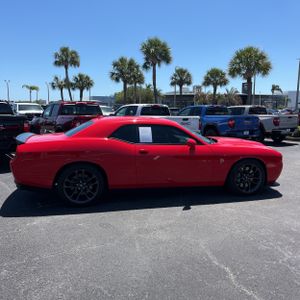 DODGE CHALLENGER SRT HELLCAT - 10