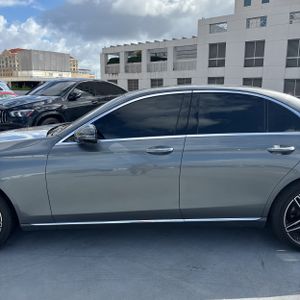 MERCEDES-BENZ E-CLASS - 4
