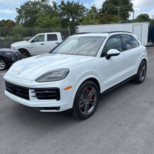 PORSCHE CAYENNE - 1