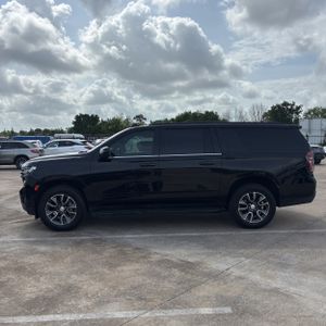 CHEVROLET SUBURBAN LT - 3