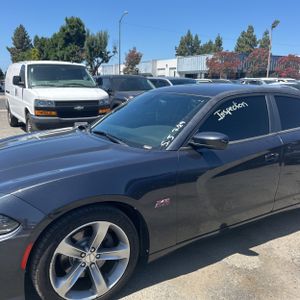 صورة 2 لـ 2016 Dodge CHARGER R/T