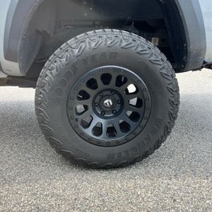 صورة 18 لـ 2018 Toyota TACOMA TRD OFF-ROAD