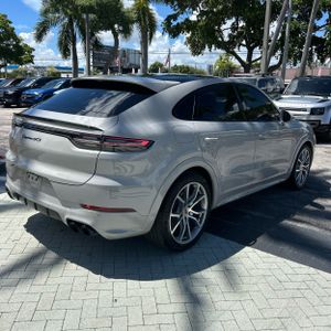 2021 Porsche CAYENNE GTS COUPE 照片 8