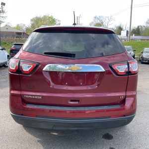 CHEVROLET TRAVERSE LT - 7