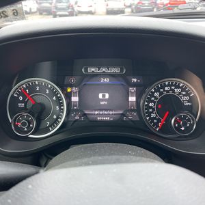 صورة مصغرة 40 لـ 2023 RAM 1500 BIG HORN